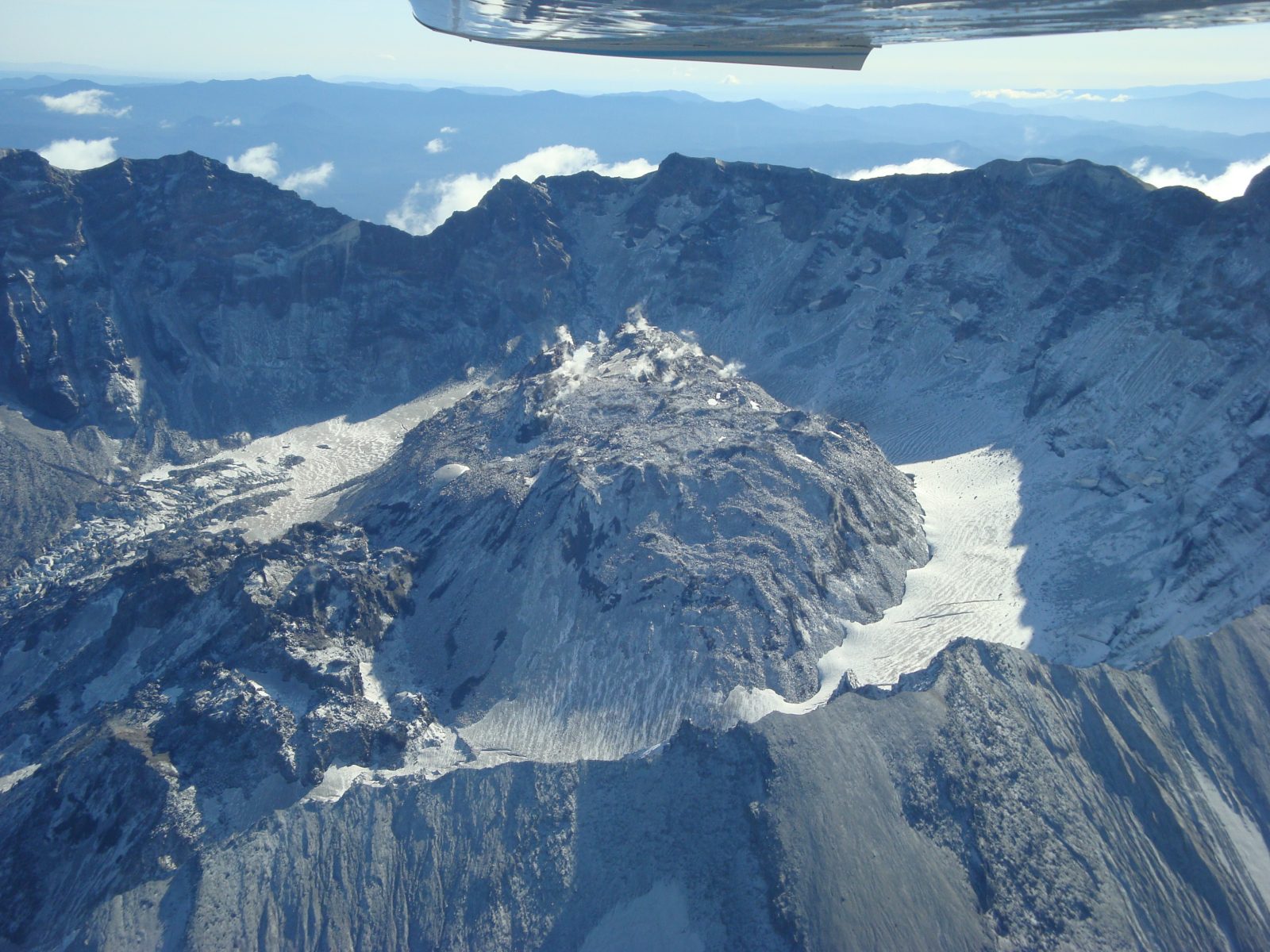The best way to see Mount St. Helens for the first time is by flying over it!